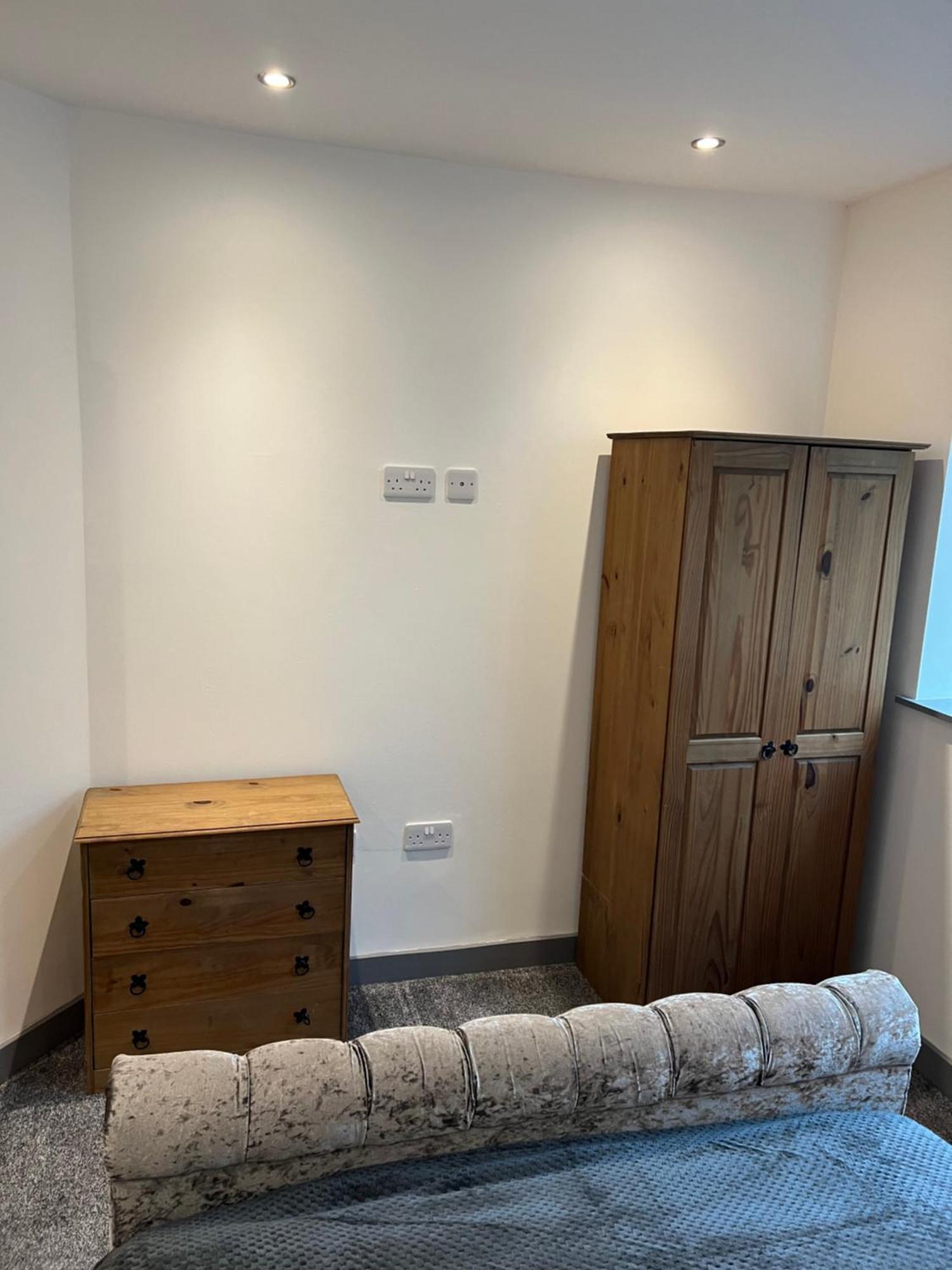 Cosy Modern Apartment Уорингтън Екстериор снимка